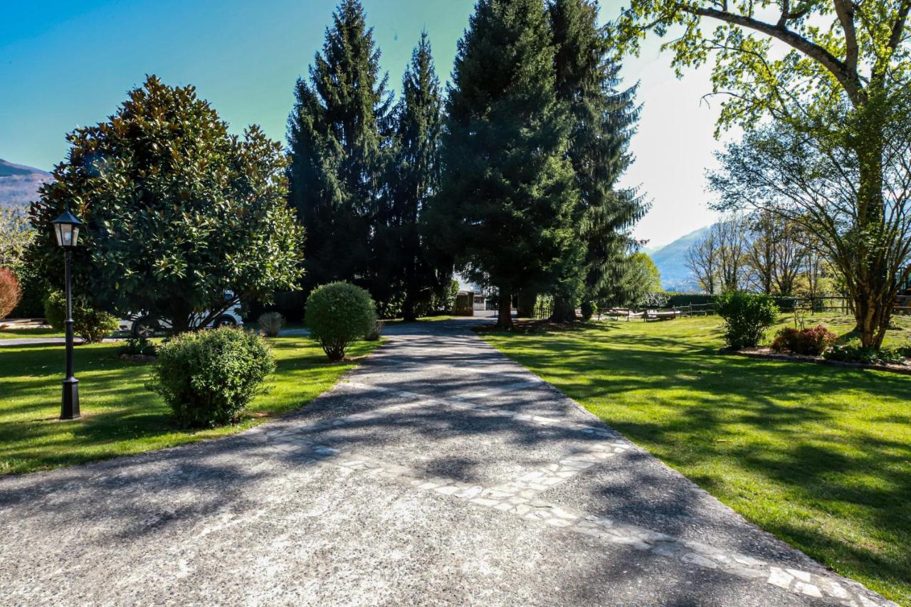 Domaine De Monda Villa Argeles-Gazost Exterior photo